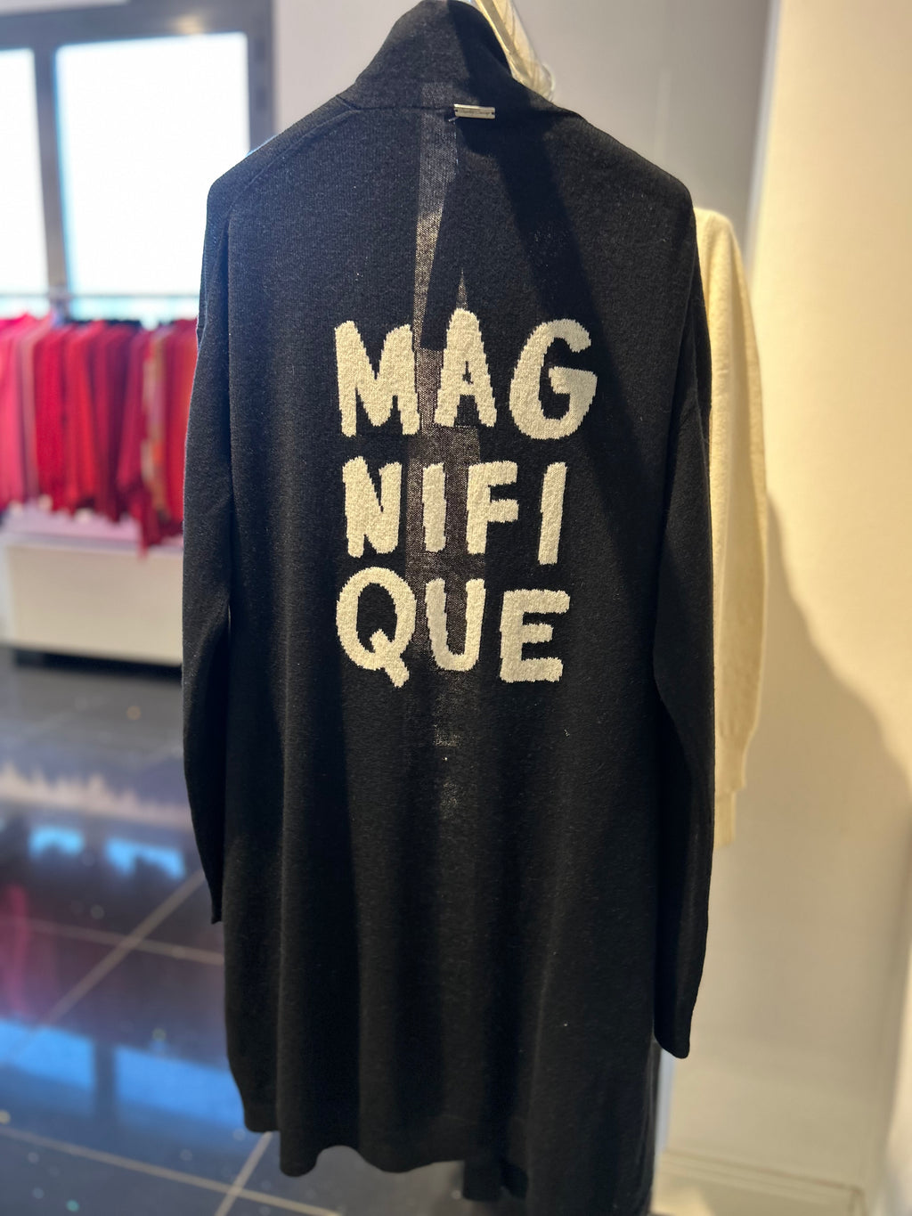 Cardigan Quarantum courage