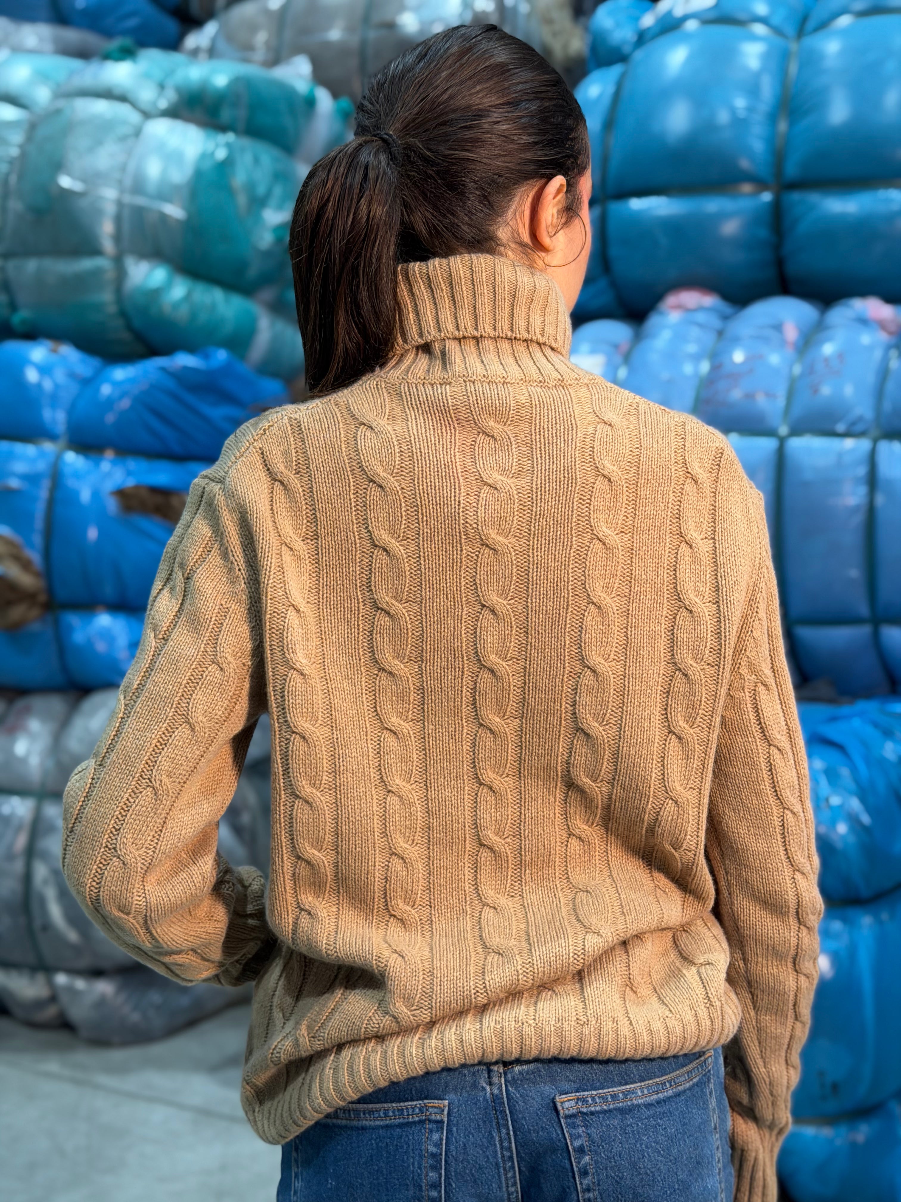 Collo Alto Treccia Donna