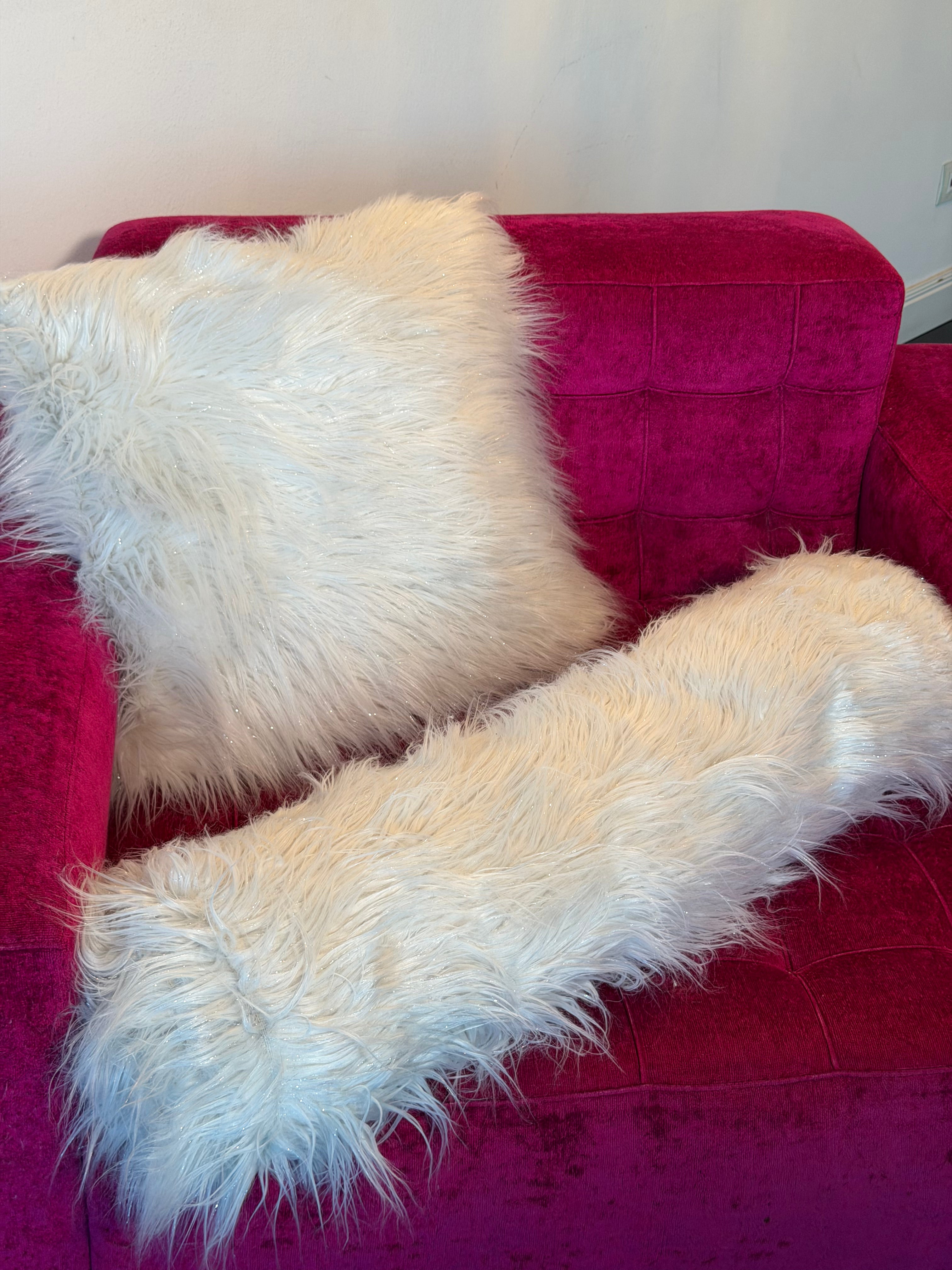 Coperta Pelliccia Con Cuscino - Cortina