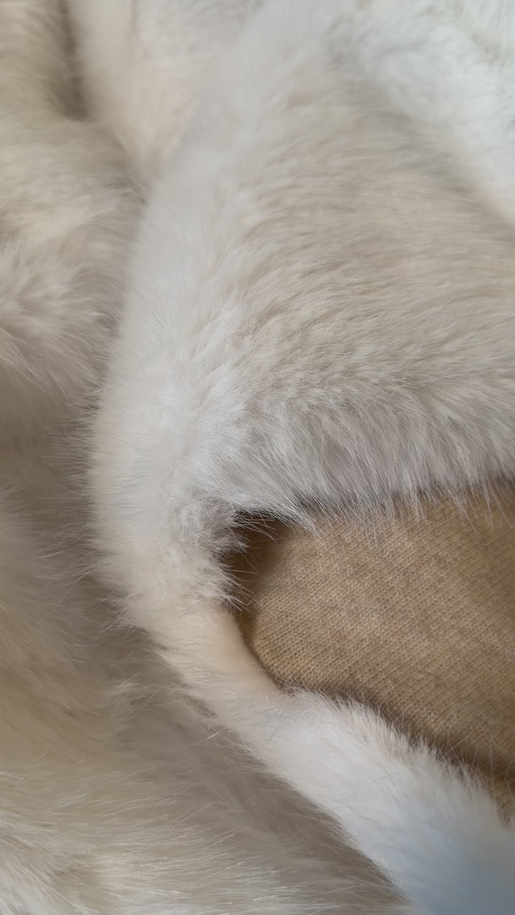 Coperta Pelliccia Con Cuscino - Courmayeur