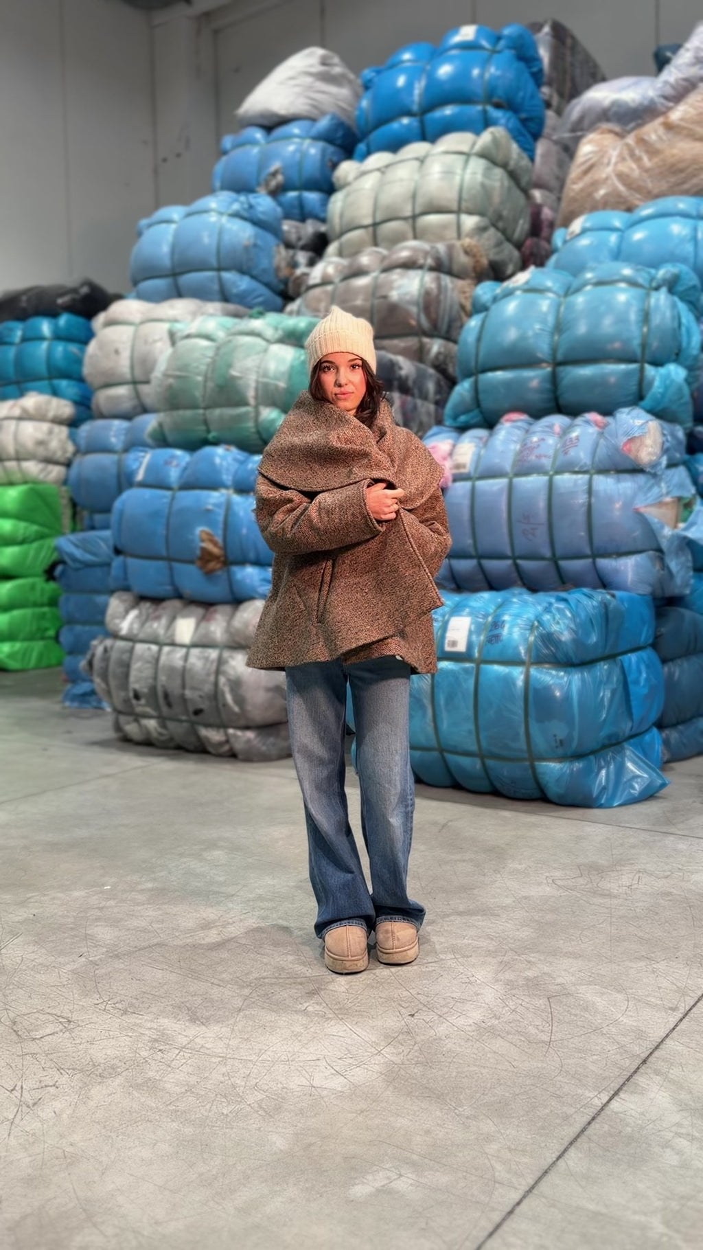 Cappotto corto con Collo Pepe